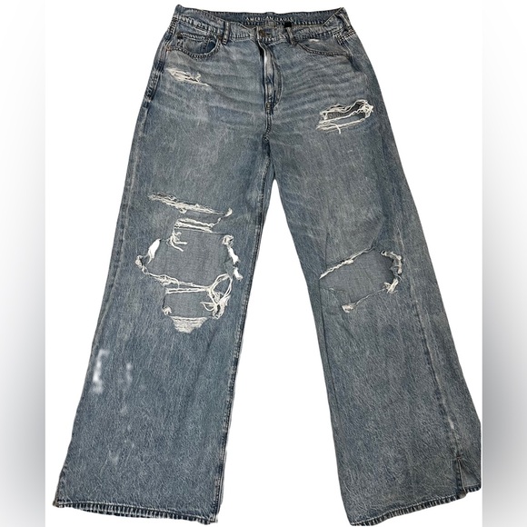 American Eagle Outfitters Denim - American Eagle Ripped High waisted Baggy Straight Jeans Size 12